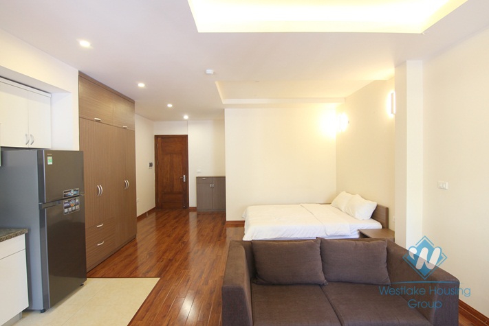 Nice and clean studio for ret in To Ngoc Van street, Tay Ho district, Ha Noi